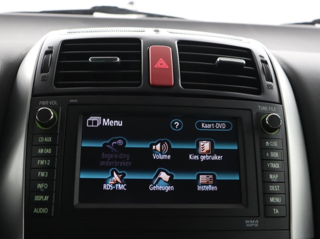 Toyota Auris - 1.8 Full Hybrid Executive