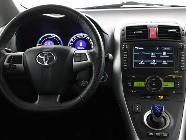 Toyota Auris - 1.8 Full Hybrid Executive