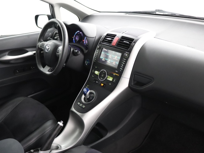 Toyota Auris - 1.8 Full Hybrid Executive