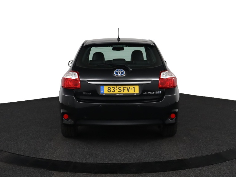Toyota Auris - 1.8 Full Hybrid Executive 51