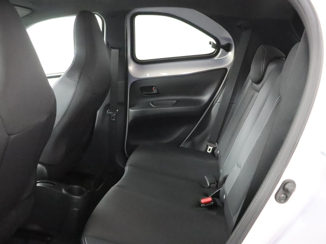 Toyota Aygo X - 1.0 VVT-i MT JBL