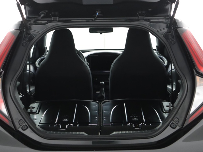 Toyota Aygo X - 1.0 VVT-i MT JBL