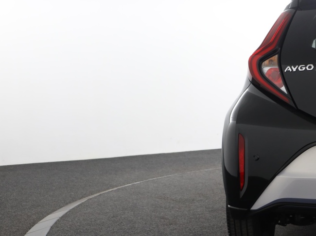 Toyota Aygo X - 1.0 VVT-i MT JBL