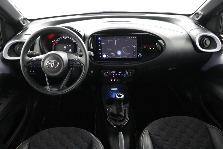 Toyota Aygo X - 1.0 VVT-i MT JBL 4