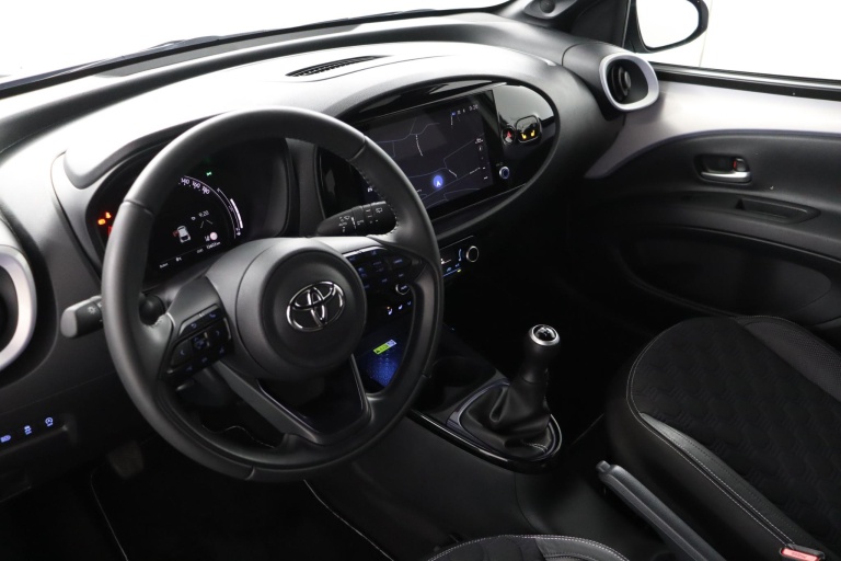 Toyota Aygo X - 1.0 VVT-i MT JBL 47
