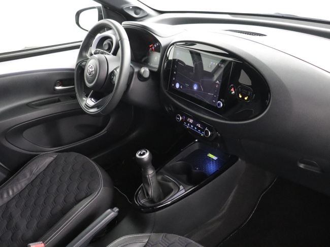 Toyota Aygo X - 1.0 VVT-i MT JBL