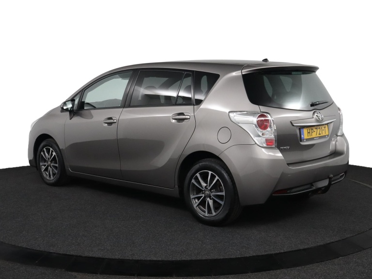 Toyota Verso - 1.6 VVT-i Business 10