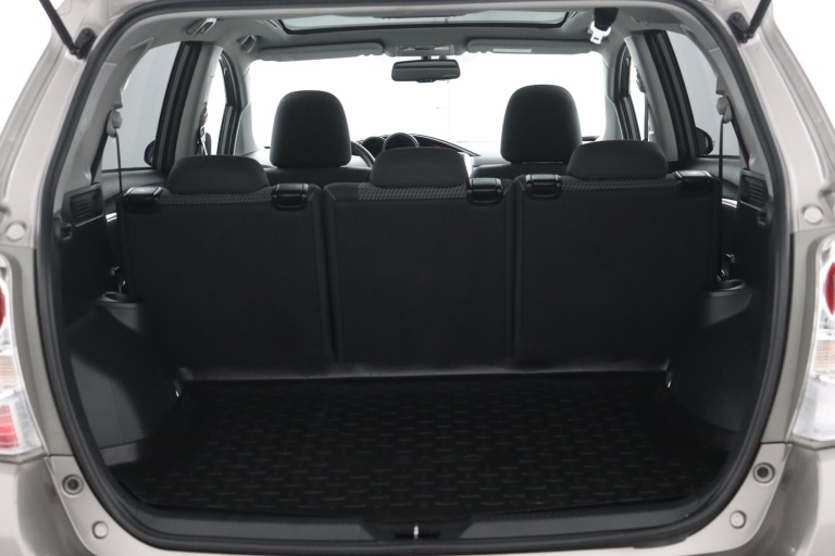 Toyota Verso - 1.6 VVT-i Business 19