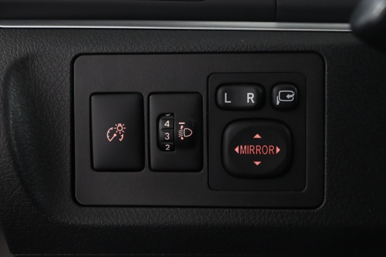 Toyota Verso - 1.6 VVT-i Business 26