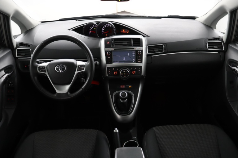 Toyota Verso - 1.6 VVT-i Business 4