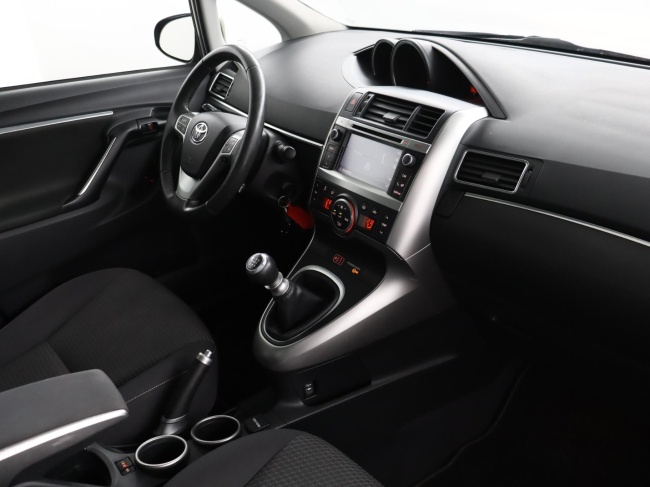 Toyota Verso - 1.6 VVT-i Business