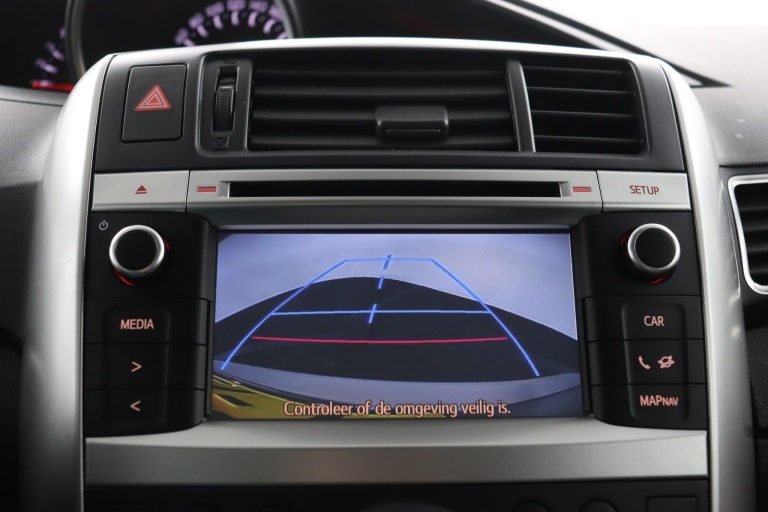 Toyota Verso - 1.6 VVT-i Business 8