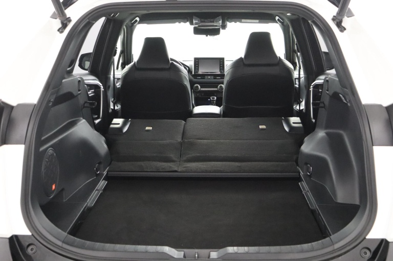 Toyota RAV4 - 2.5 Hybrid Bi-Tone 26