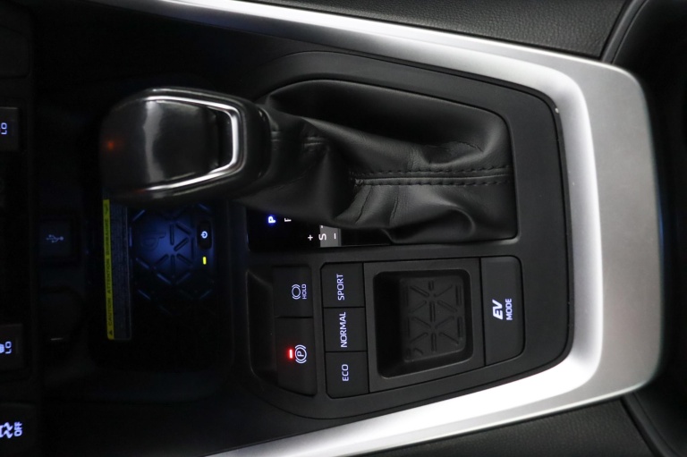 Toyota RAV4 - 2.5 Hybrid Bi-Tone 27