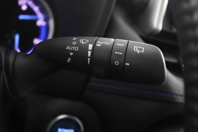 Toyota RAV4 - 2.5 Hybrid Bi-Tone 33