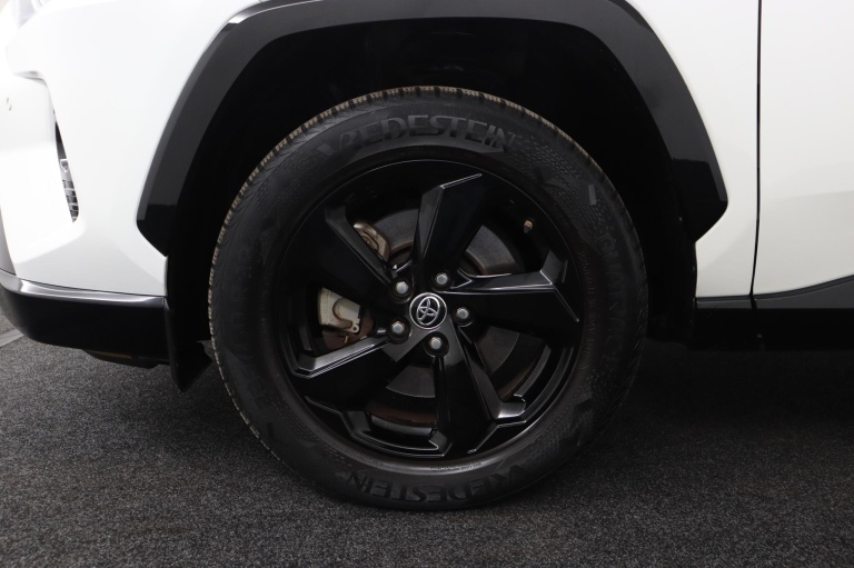 Toyota RAV4 - 2.5 Hybrid Bi-Tone 39