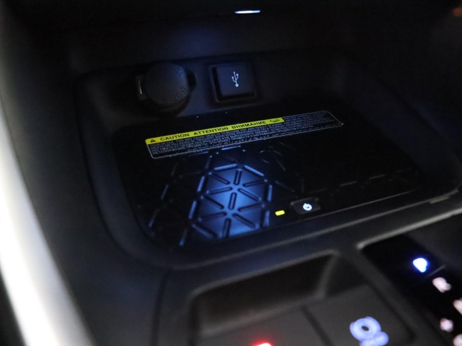 Toyota RAV4 - 2.5 Hybrid Bi-Tone