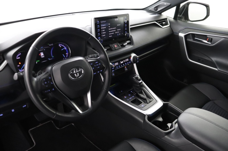Toyota RAV4 - 2.5 Hybrid Bi-Tone 57
