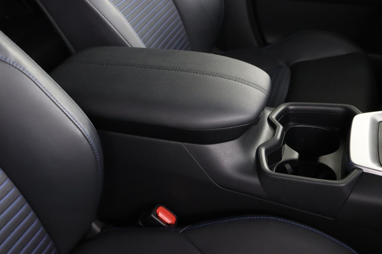 Toyota RAV4 - 2.5 Hybrid Bi-Tone 60