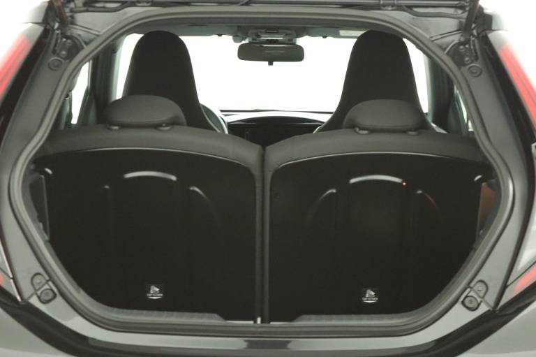 Toyota Aygo X - Hybrid 115 pulse 24