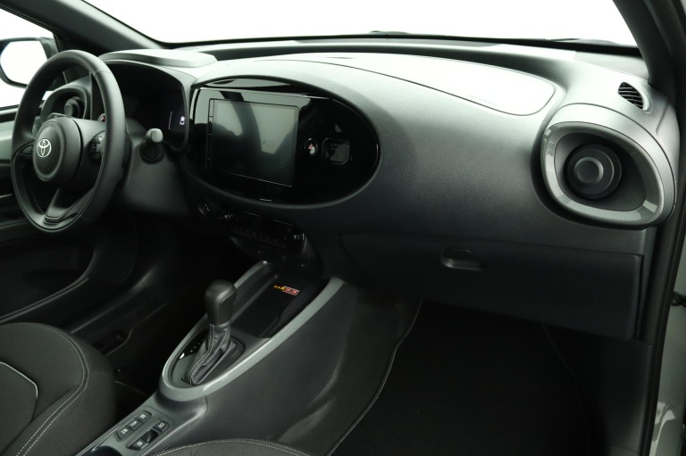 Toyota Aygo X - Hybrid 115 pulse 42