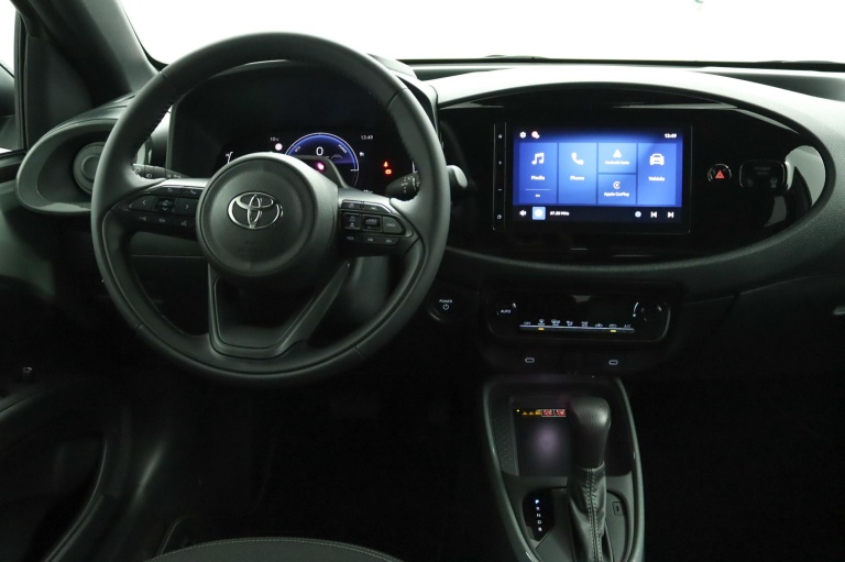 Toyota Aygo X - Hybrid 115 pulse 65