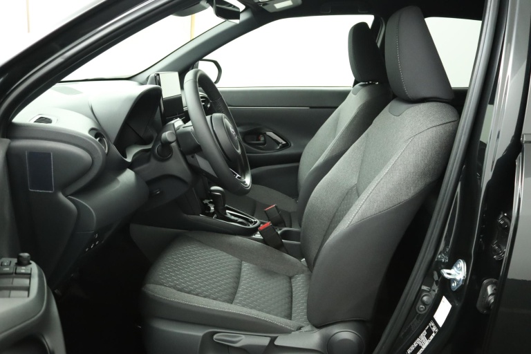 Toyota Yaris Cross - 1.5 Hybrid 115 Dynamic 14