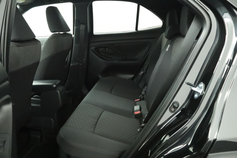 Toyota Yaris Cross - 1.5 Hybrid 115 Dynamic 16