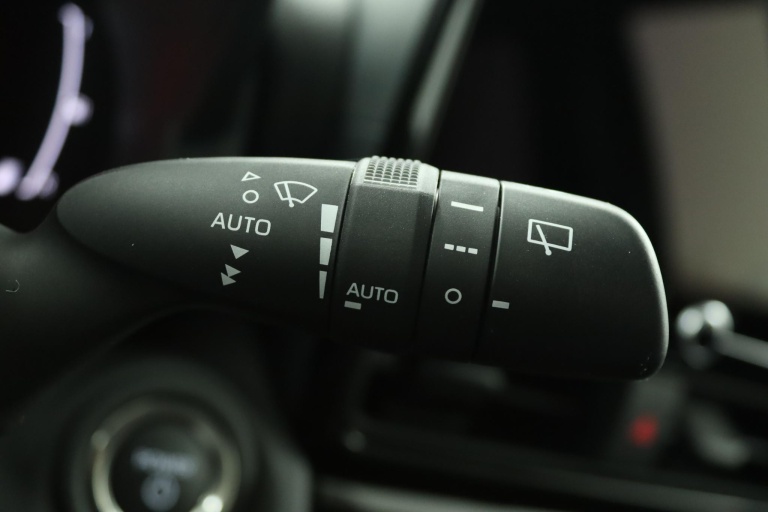 Toyota Yaris Cross - 1.5 Hybrid 115 Dynamic 26