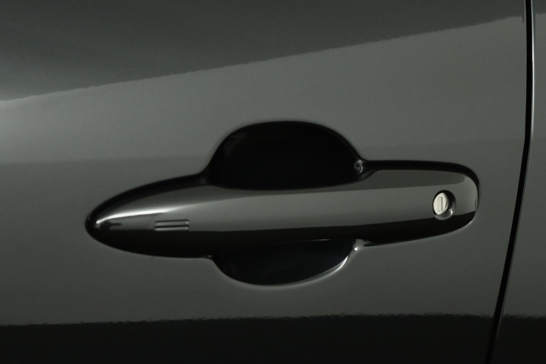 Toyota Yaris Cross - 1.5 Hybrid 115 Dynamic 35