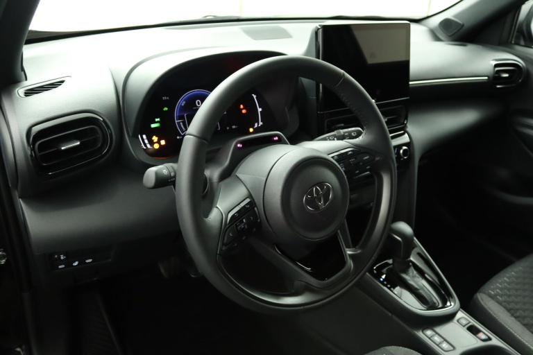 Toyota Yaris Cross - 1.5 Hybrid 115 Dynamic 58