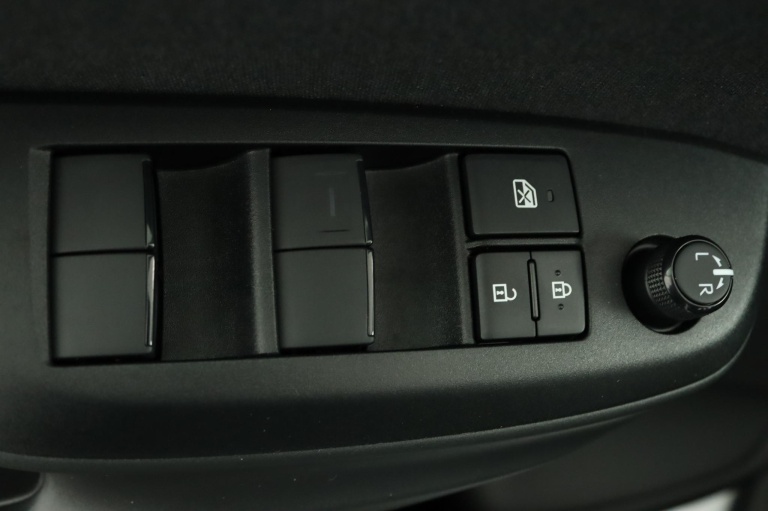 Toyota Yaris Cross - 1.5 Hybrid Active 28