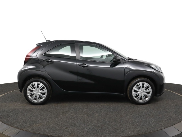 Toyota Aygo X - 1.0 VVT-i MT Play 13