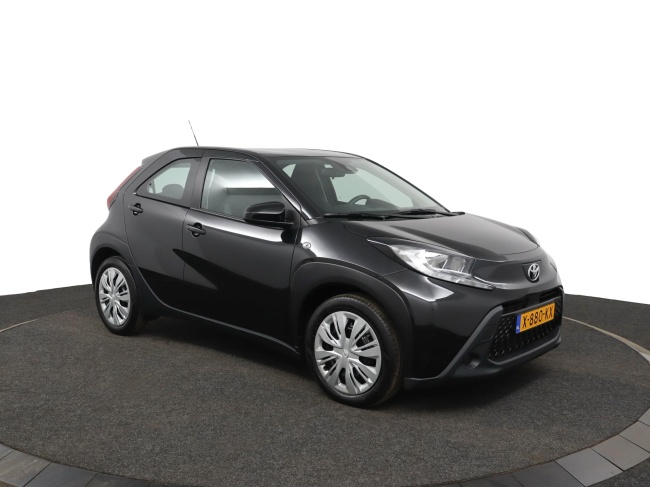 Toyota Aygo X - 1.0 VVT-i MT Play
