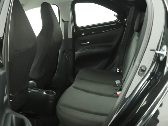 Toyota Aygo X - 1.0 VVT-i MT Play