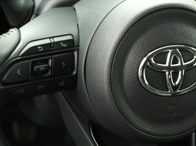 Toyota Aygo X - 1.0 VVT-i MT Play