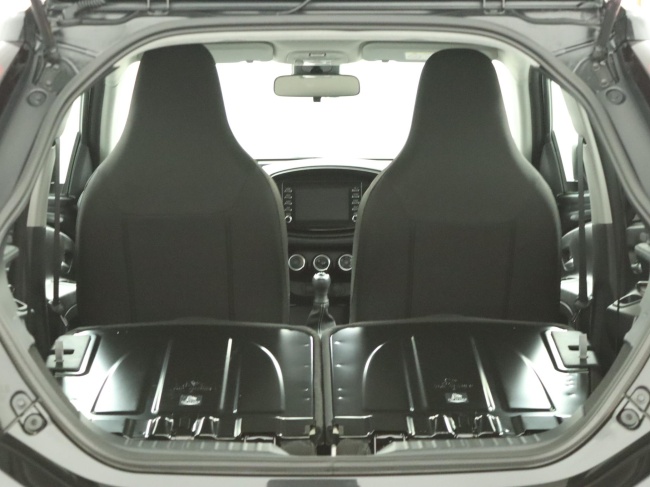 Toyota Aygo X - 1.0 VVT-i MT Play