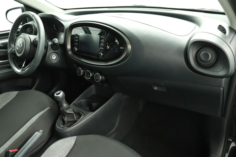 Toyota Aygo X - 1.0 VVT-i MT Play 41