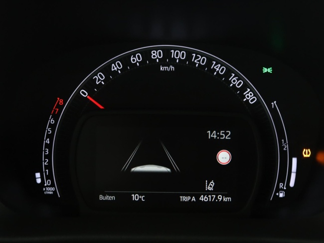 Toyota Aygo X - 1.0 VVT-i MT Play