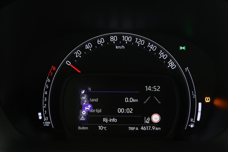 Toyota Aygo X - 1.0 VVT-i MT Play 45