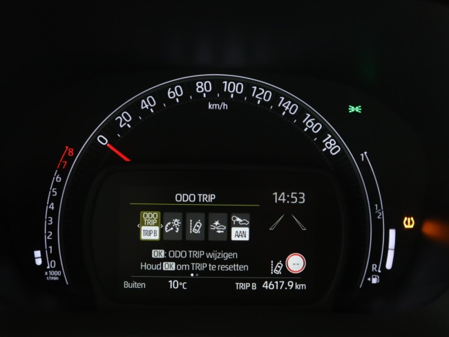 Toyota Aygo X - 1.0 VVT-i MT Play