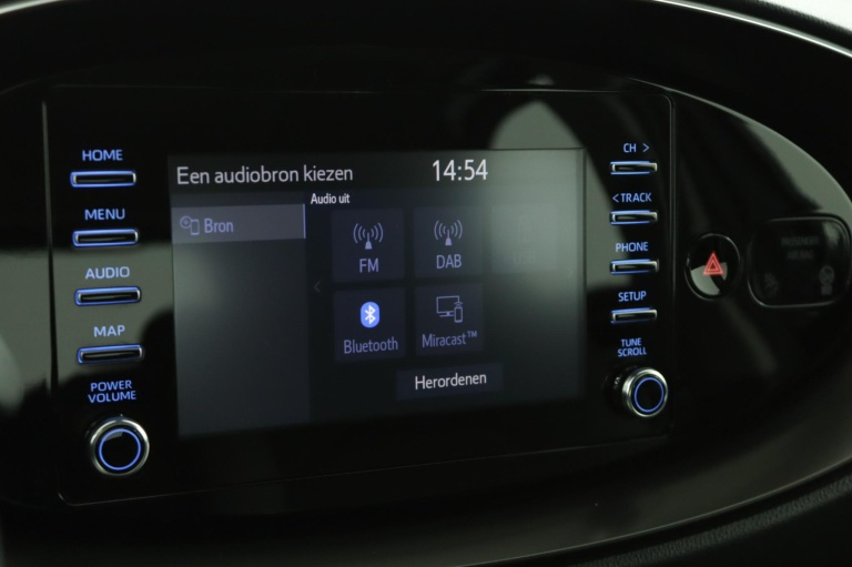 Toyota Aygo X - 1.0 VVT-i MT Play 53