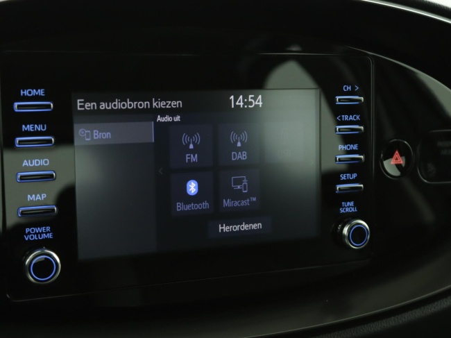 Toyota Aygo X - 1.0 VVT-i MT Play