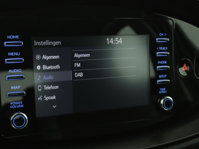 Toyota Aygo X - 1.0 VVT-i MT Play