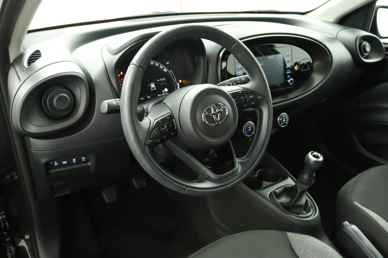 Toyota Aygo X - 1.0 VVT-i MT Play 57