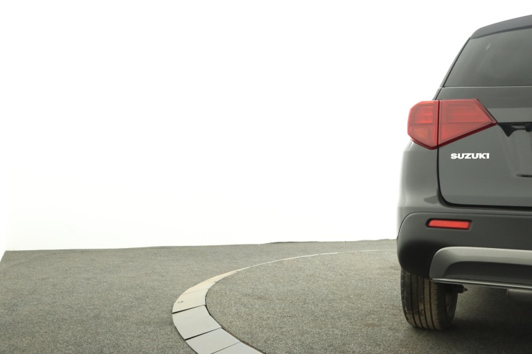 Suzuki Vitara - 1.4 Boosterjet Select Smart Hybrid 39