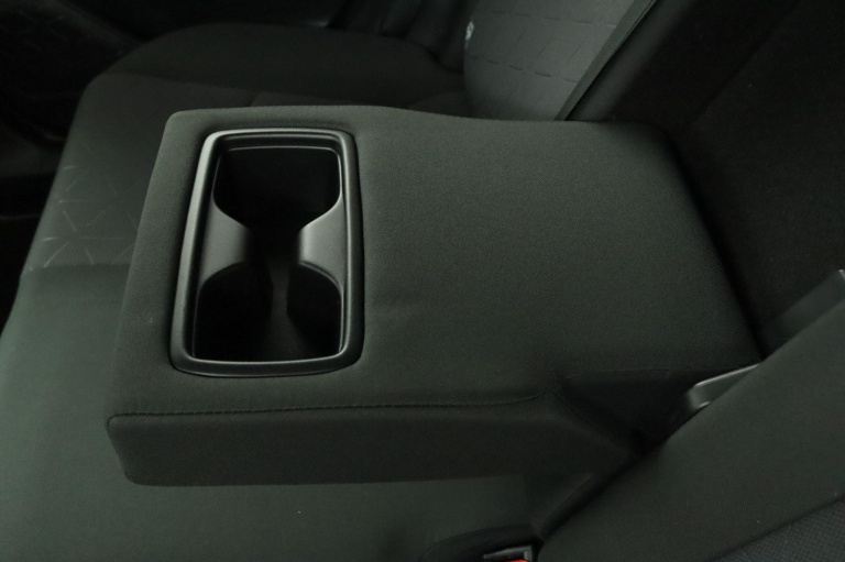 Toyota RAV4 - 2.5 Hybrid Dynamic 39