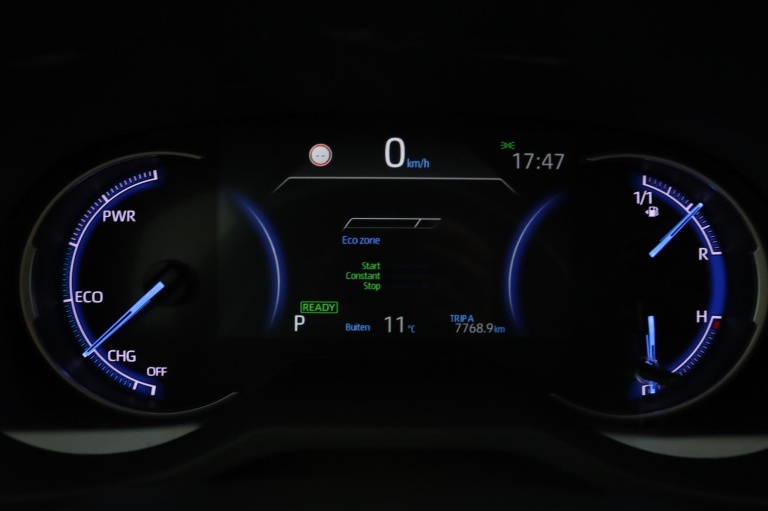 Toyota RAV4 - 2.5 Hybrid Dynamic 6