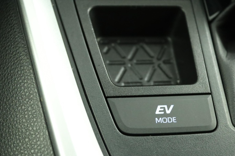 Toyota RAV4 - 2.5 Hybrid Dynamic 64