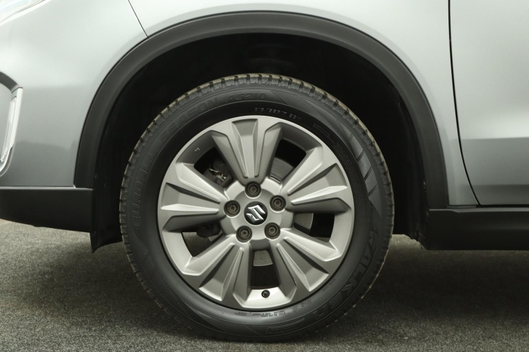 Suzuki Vitara - 1.4 Boosterjet Select Smart Hybrid 36
